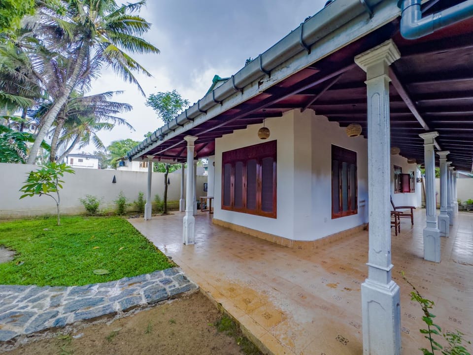 Property building, Garden, Garden view