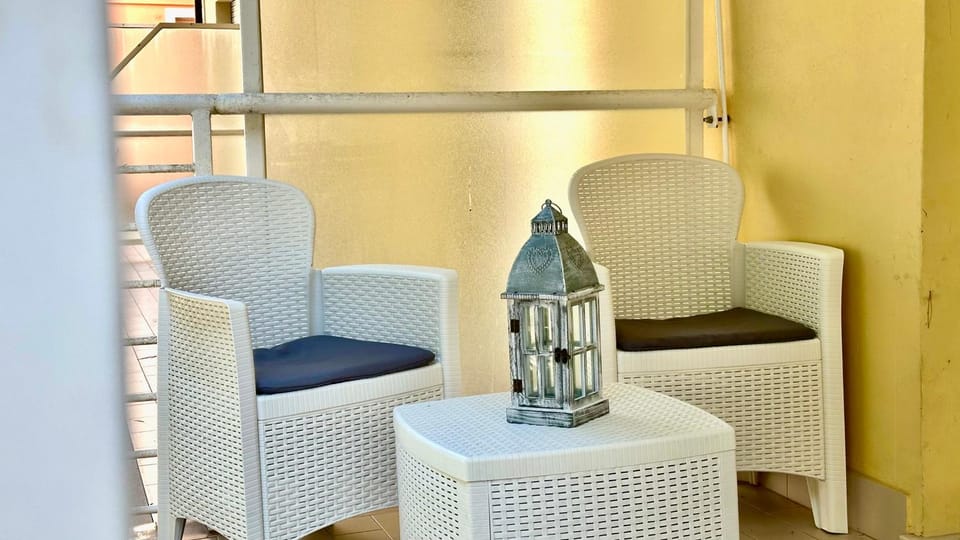 N276 - Numana, bilocale fronte Spiaggiola con piscina Apartment in Numana