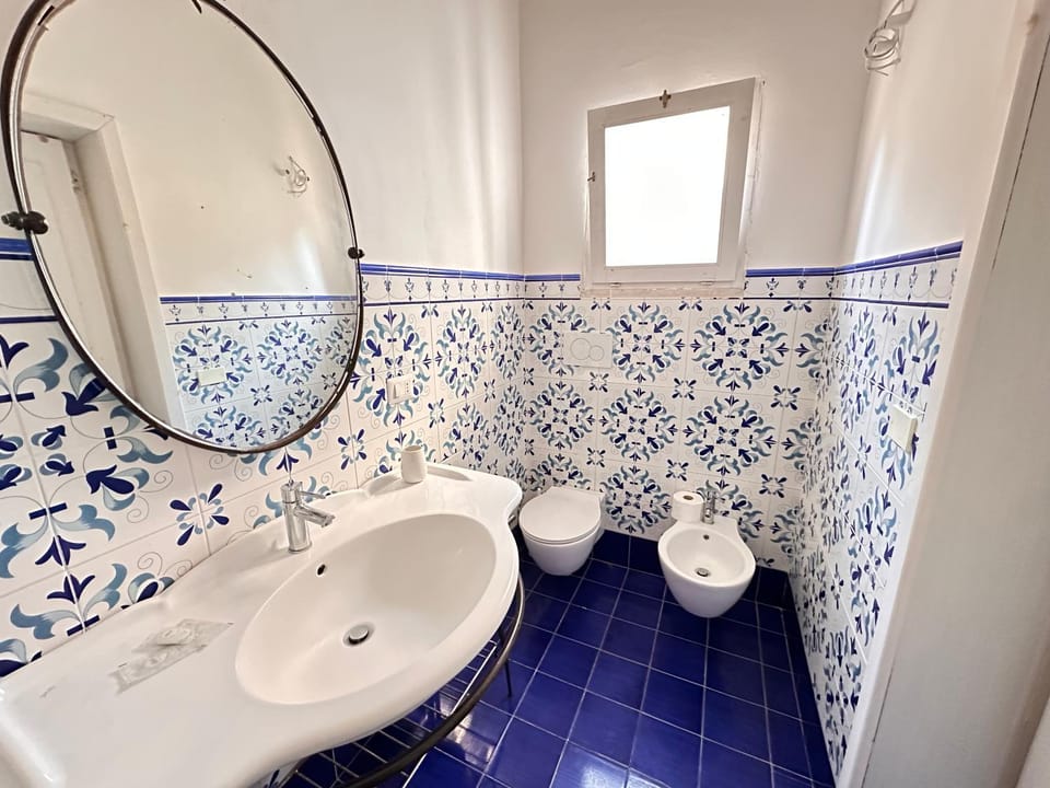 Toilet, Bathroom, bidet