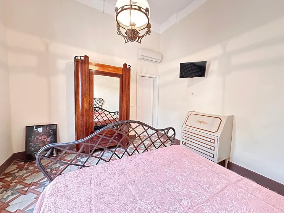 TV and multimedia, Bedroom