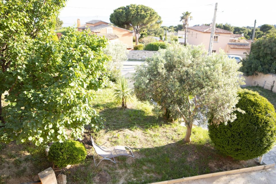 Garden, Garden view
