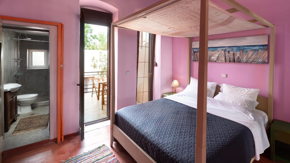 Bathroom, Bedroom