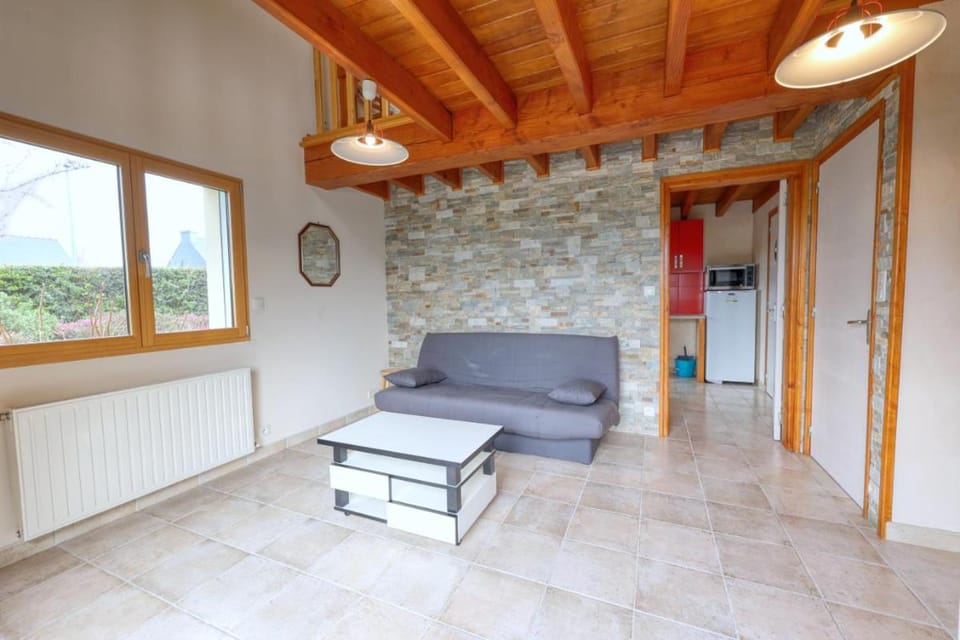 Living room, Seating area, internet