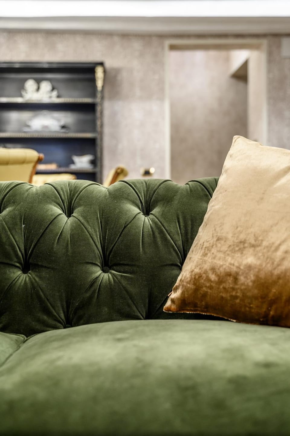 Living room, Decorative detail