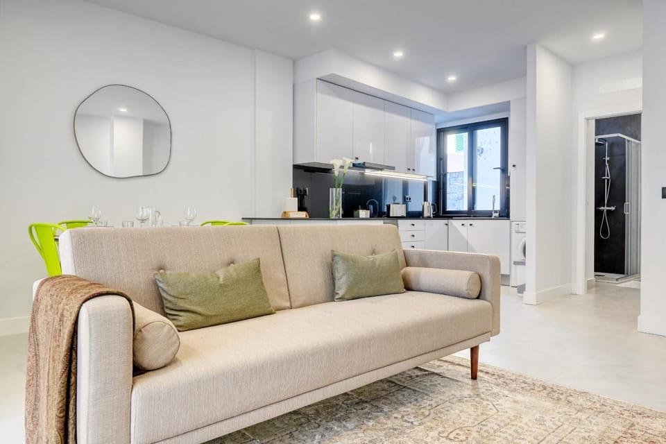 Communal lounge/ TV room, Living room