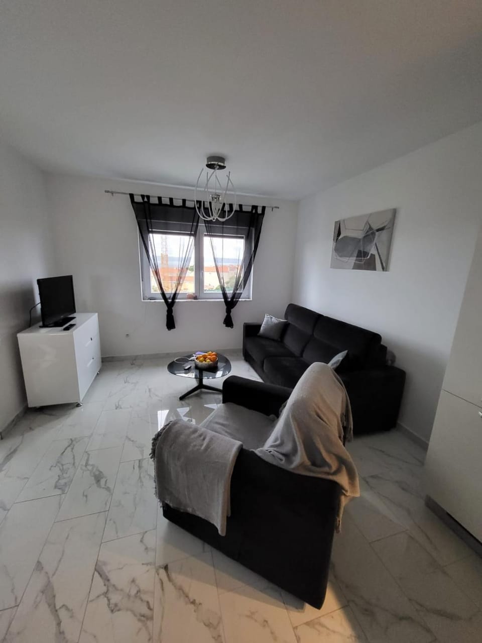 APARTMAN MILA Apartment in Okrug Gornji