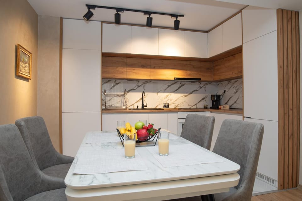 Kitchen or kitchenette, Food