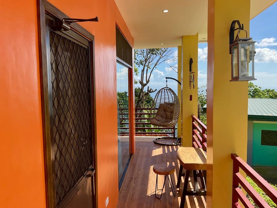 Aguanga Cabin at Threesome Cafe Cabin in Cebu City