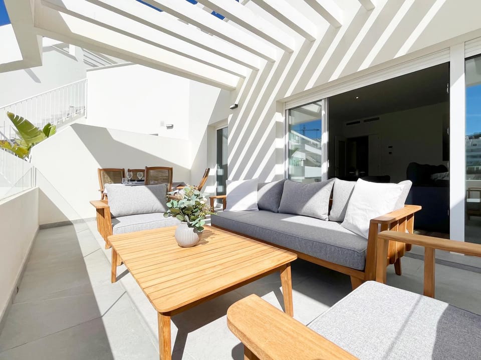 Day, Balcony/Terrace