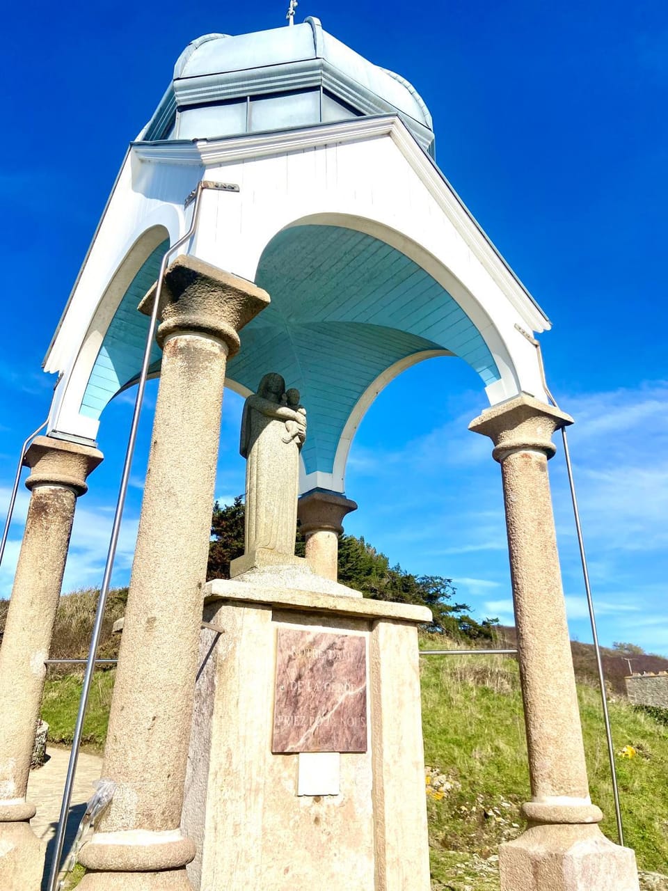 Nearby landmark