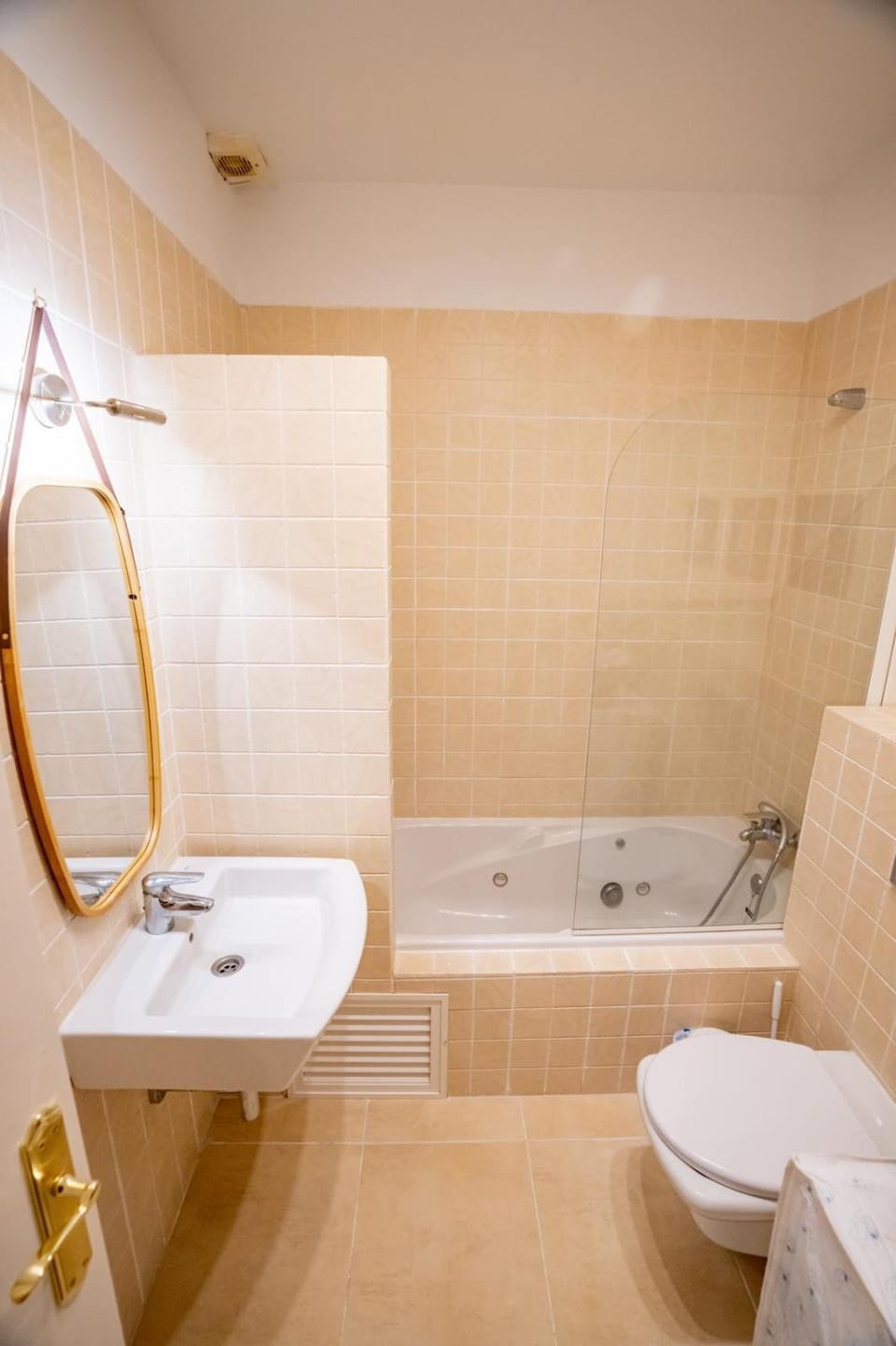 Bath, towels