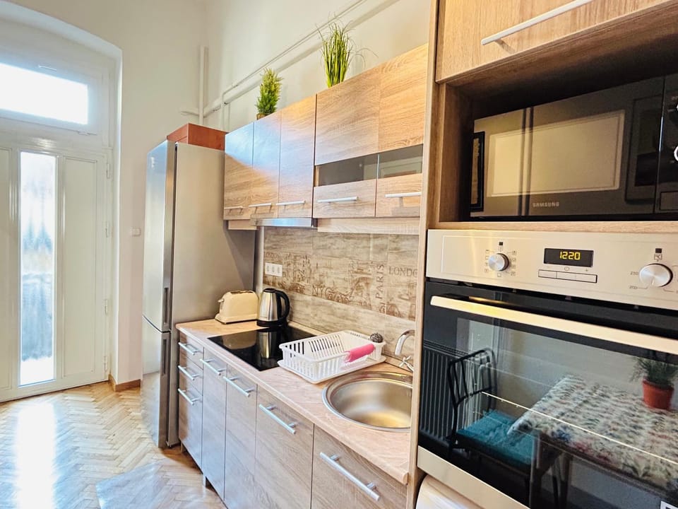 Rákóczi Boulevard 47 Apartment in Budapest