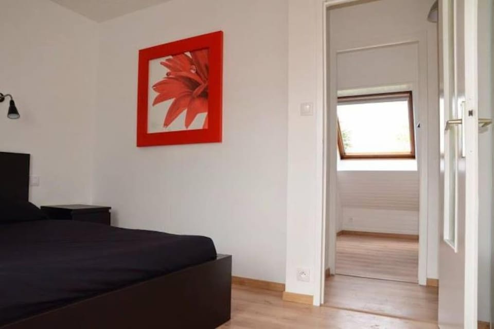 Maison dans son écrin de verdure House in Finistere