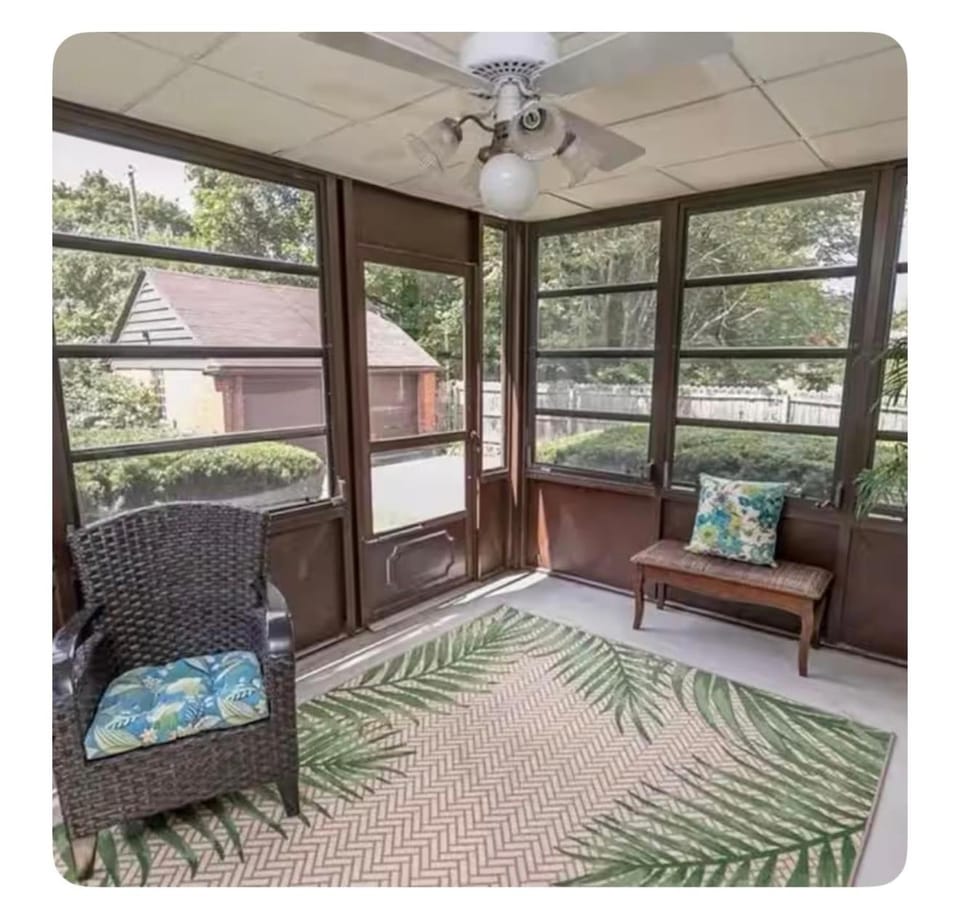 Private suite near Cleveland Clinic Vacation rental in Shaker Heights