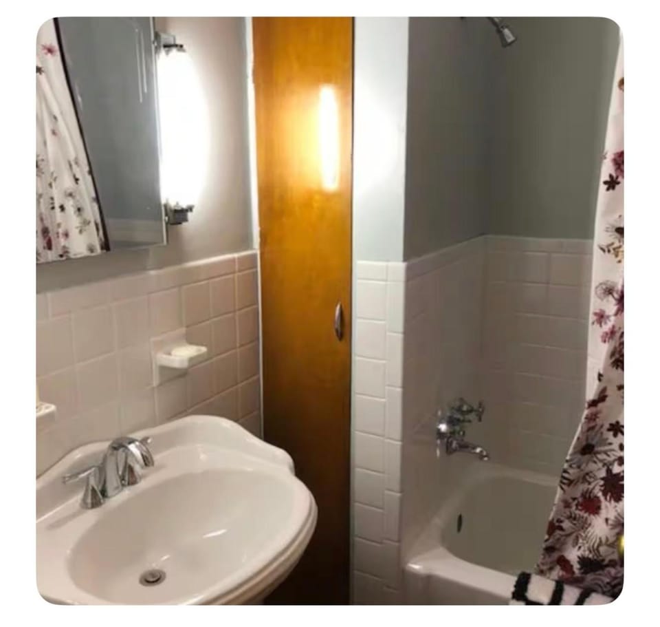 Shower, Bath