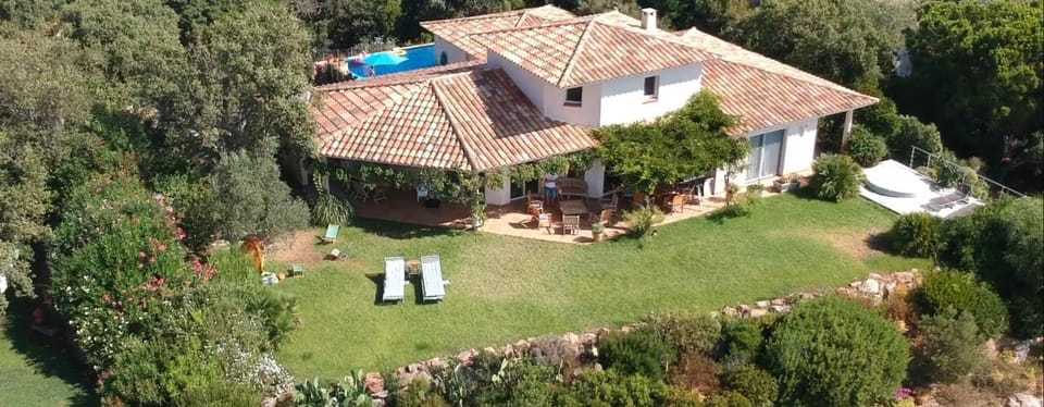 Property building, Bird's eye view, Balcony/Terrace, Balcony/Terrace, Garden view, Garden view, Swimming pool