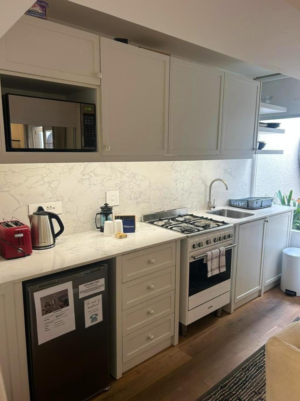 Sunny Studio in Green Point with Private Patio Apartment in Cape Town