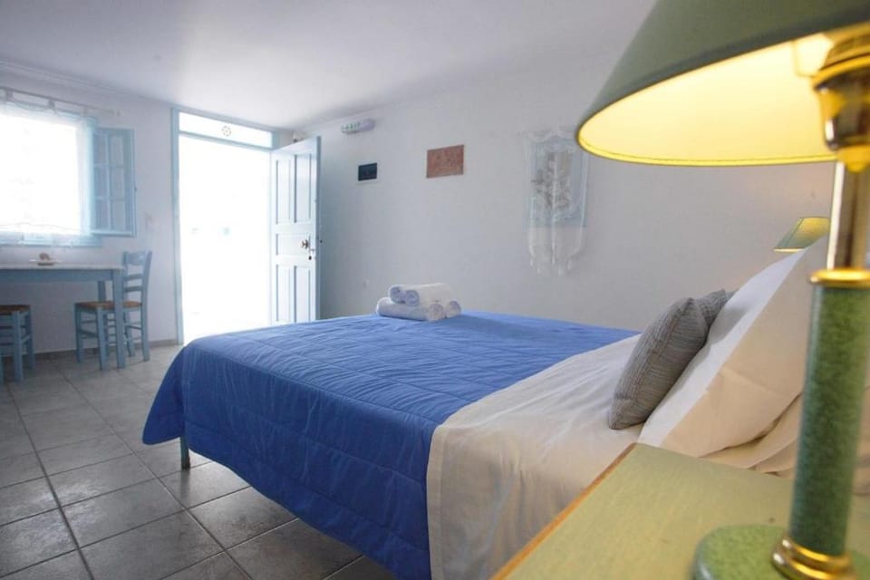 Celestial Garden Apartment hotel in Milos