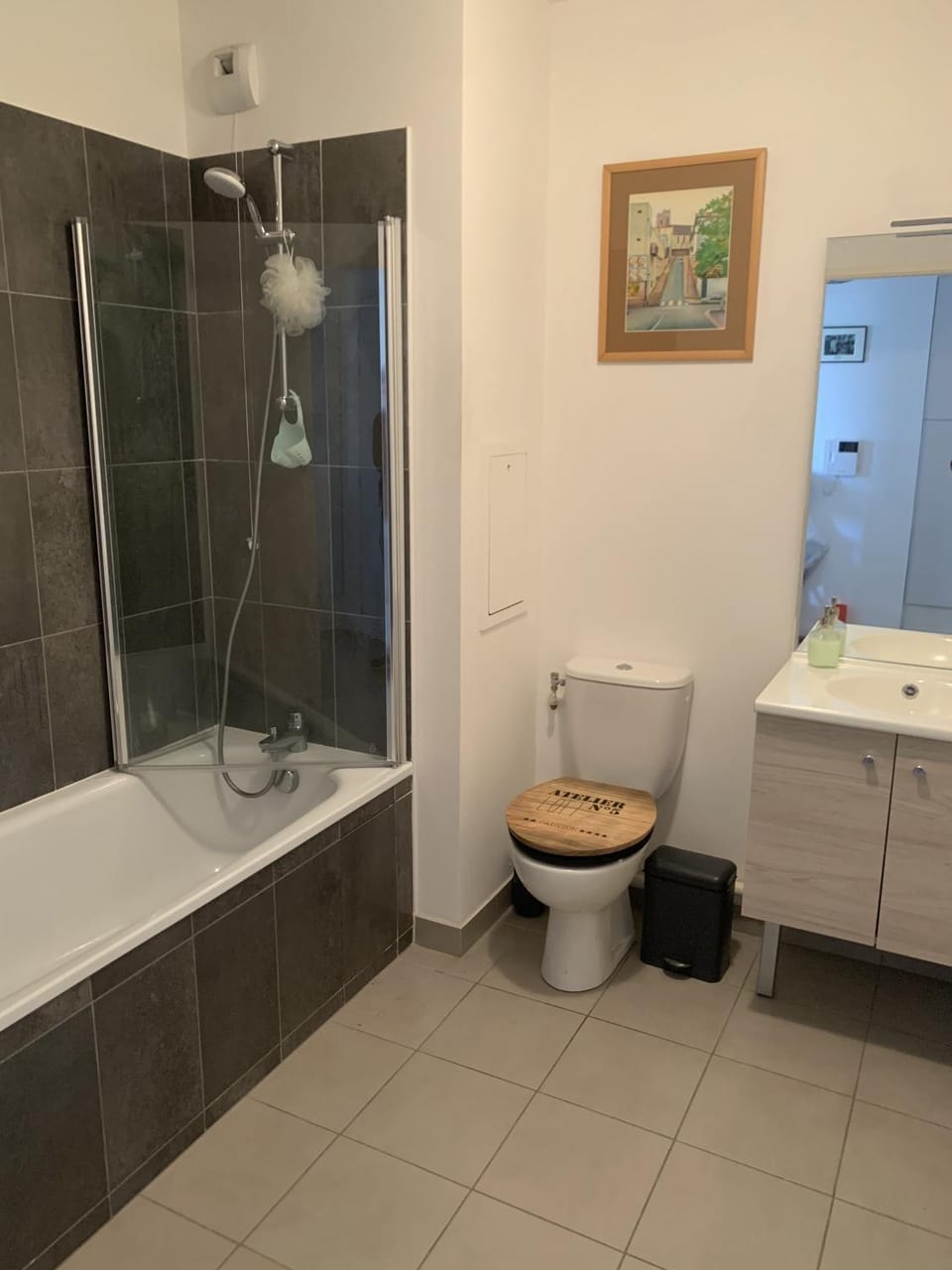 Bathroom, Bath