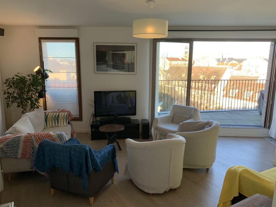 TV and multimedia, View (from property/room), Living room