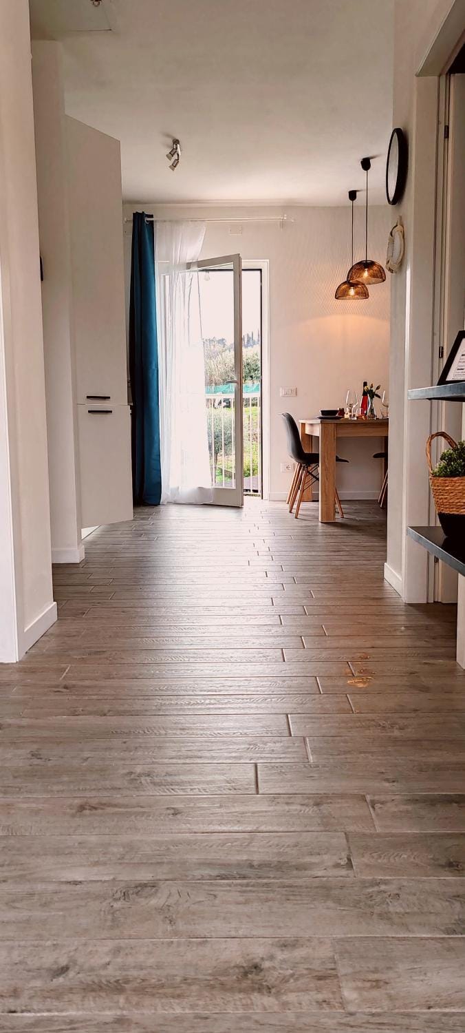 Facade/entrance, Kitchen or kitchenette, Living room, Dining area