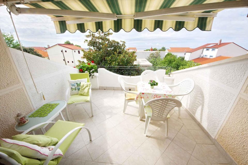 Garden, Balcony/Terrace
