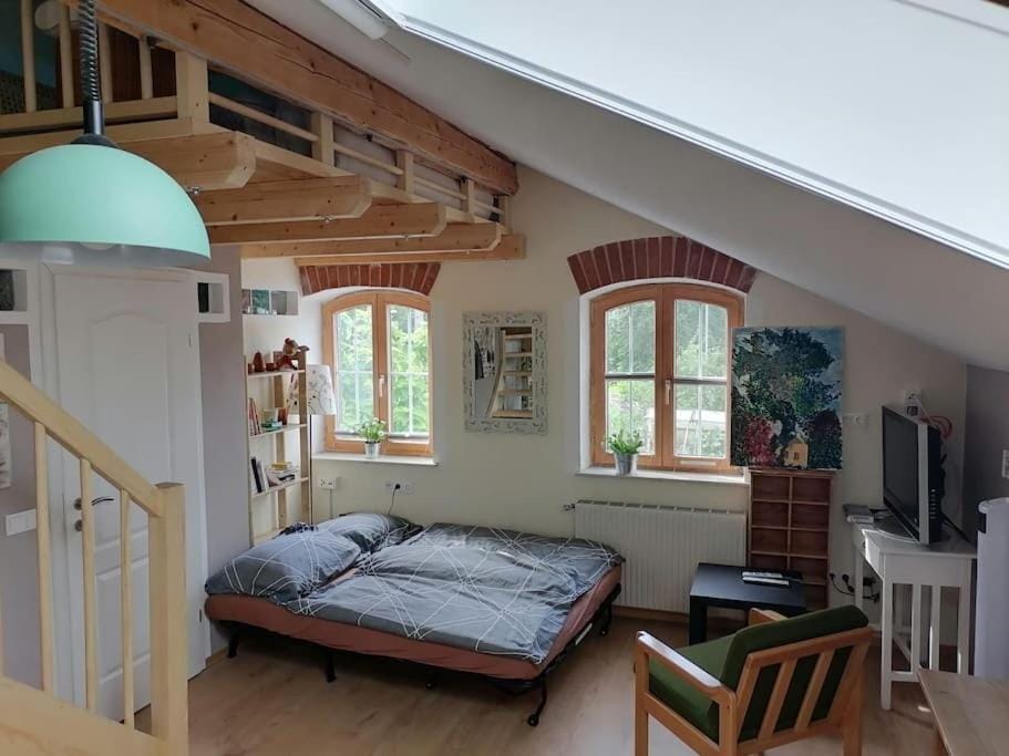 Bed, Photo of the whole room