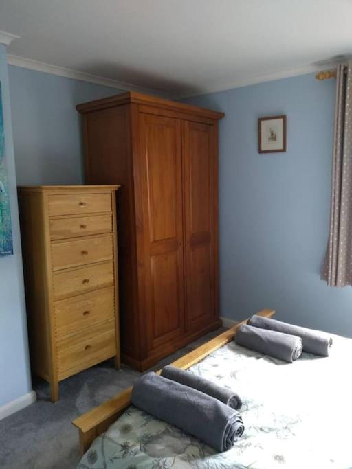 Bed, Bedroom, wardrobe