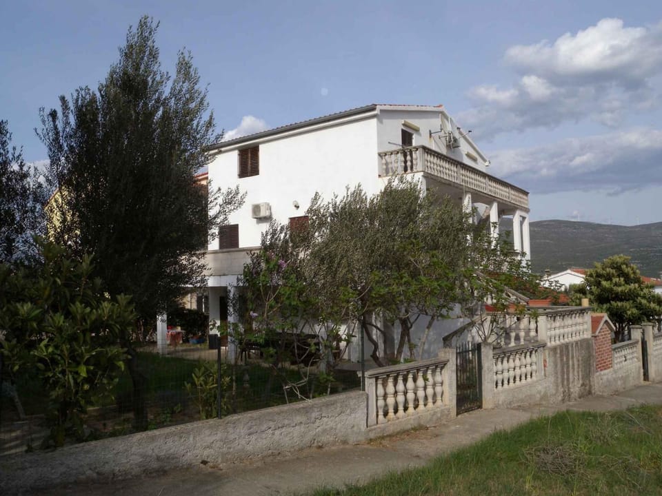 Property building, Summer