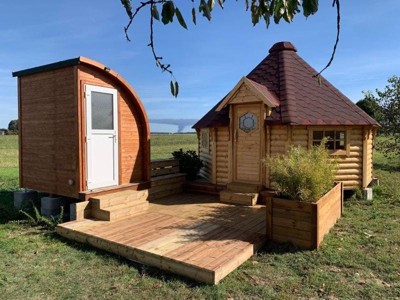 Property building, Garden