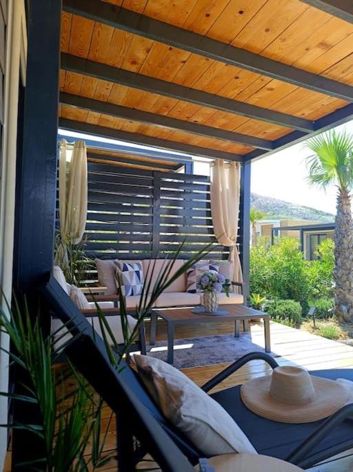 Garden, Balcony/Terrace, sunbed