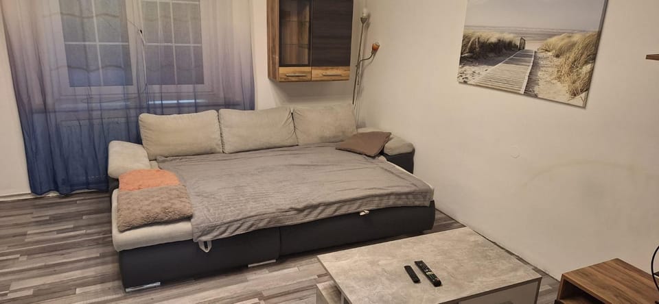 Bed, Living room, Seating area