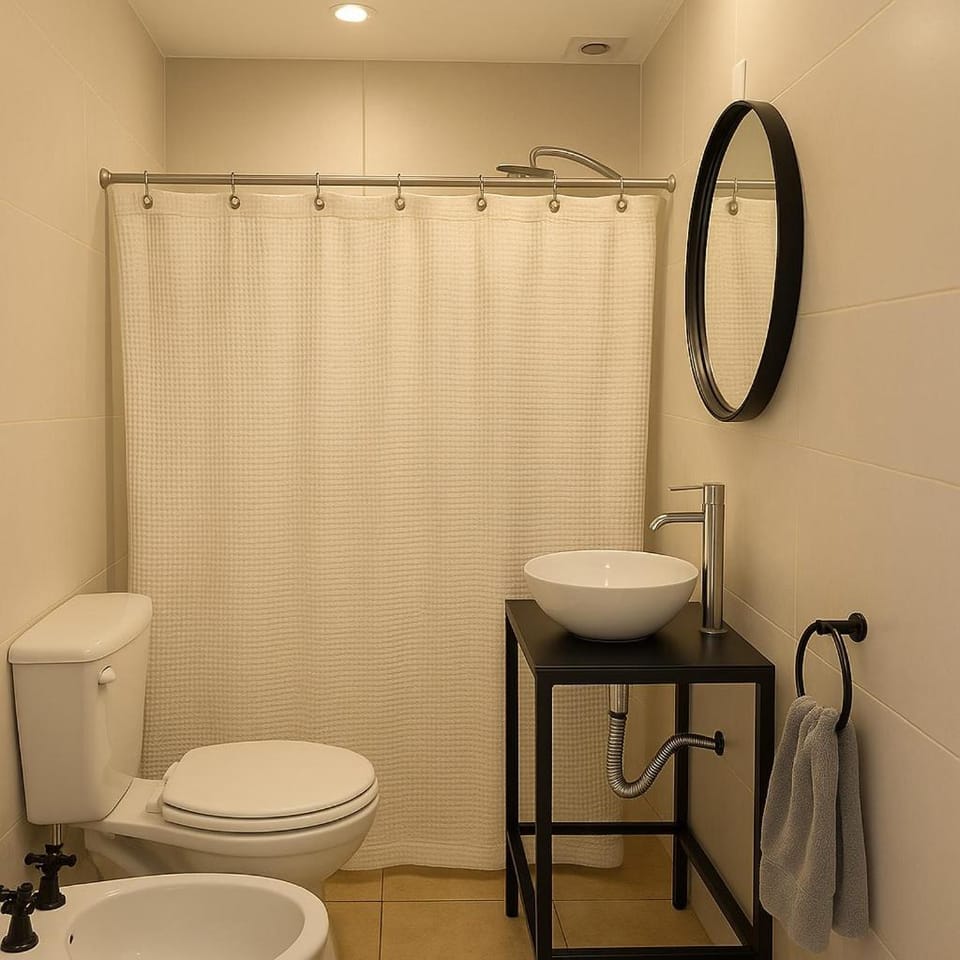 Chalet con pileta y quincho, hermoso jardín House in Tandil