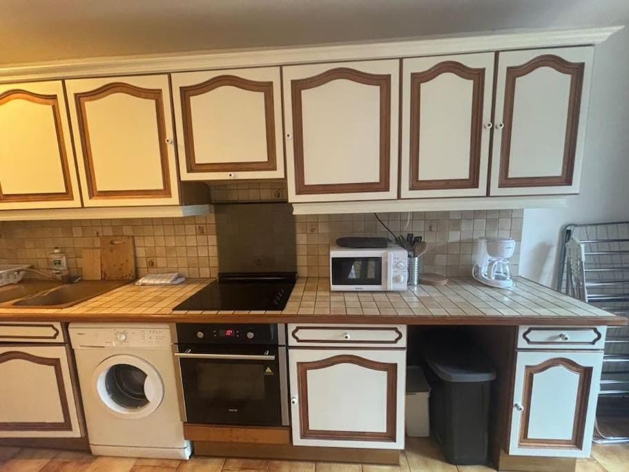 F2 avec Terrasse, Parking gratuit Apartment in Montigny-le-Bretonneux