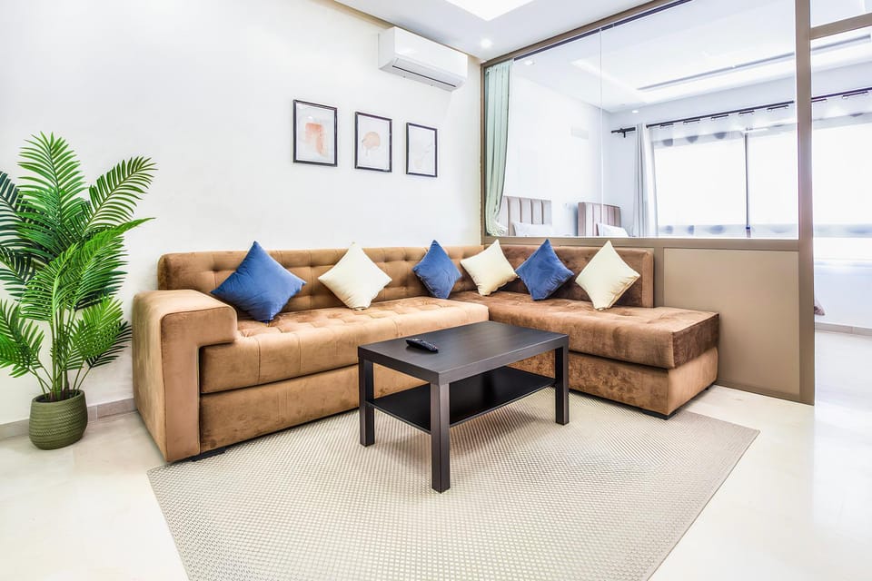 Communal lounge/ TV room, TV and multimedia, Living room, Seating area, heating, air conditioner
