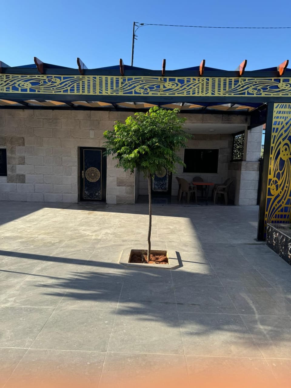 البيت الريفي House in Africa