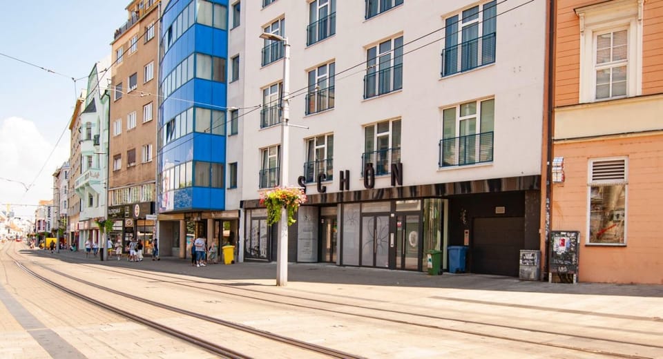 Property building, Street view