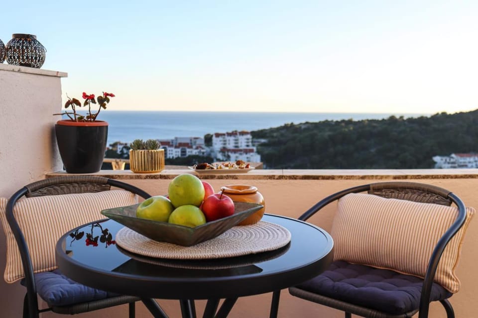 View (from property/room), Balcony/Terrace, Sea view