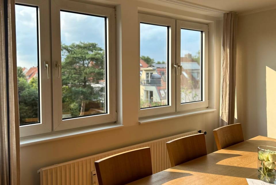 Lichtdurchflutete Dachgeschosswohnung in Uninähe Apartment in Oldenburg