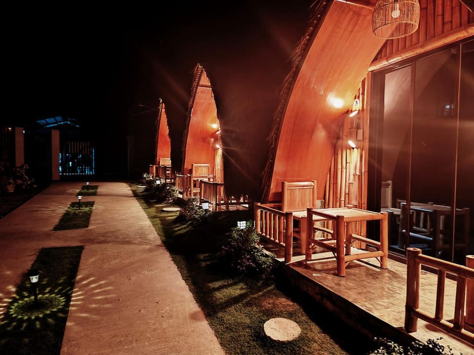 Night, View (from property/room), Balcony/Terrace