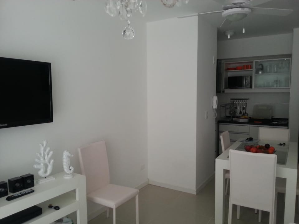 TV and multimedia, Kitchen or kitchenette, Dining area, minibar
