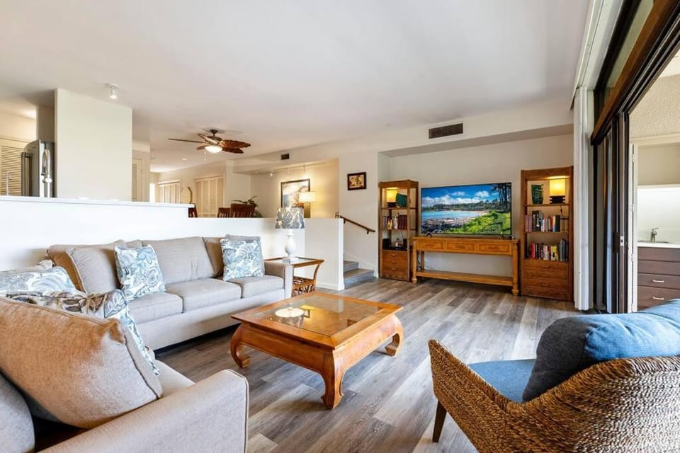 Kaanapali Royal Q302-Oceanview spacious 2 bedroom Kaanapali Royal gem Apartment in Kaanapali