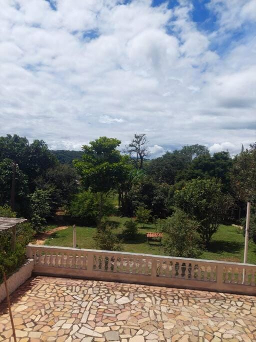 Casa de estadia, lazer e encontros House in State of São Paulo