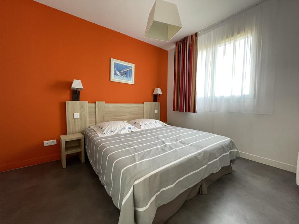 Appartement 2P à Sète avec Piscine, Clim, Parking et Proche Plages - FR-1-338-556 Apartment in Occitanie