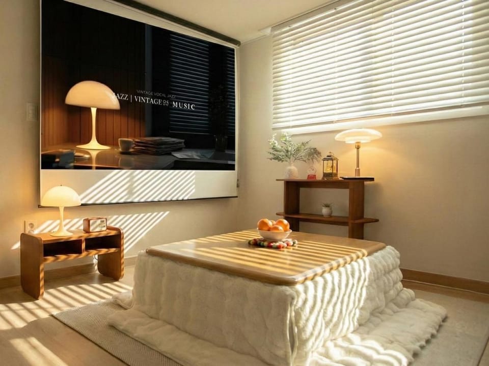 Living room, Bedroom