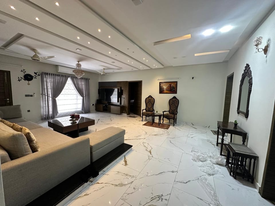 Villa Islamabad Central Hill View Park View Villa in Islamabad