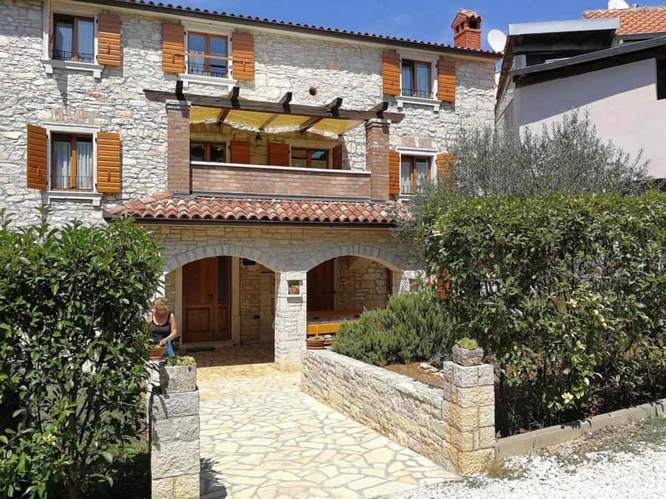 Property building, Summer
