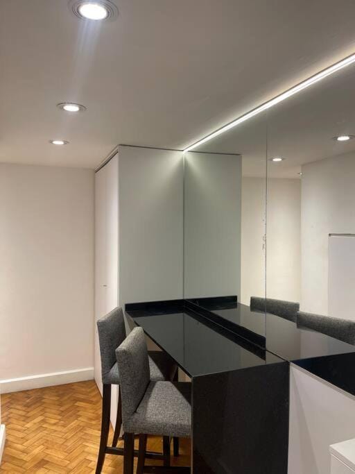 White Callao Apartment in Buenos Aires