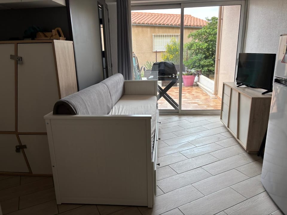 Appartement T2 de 30m2, Grande Terrasse, Résidence Soleil Marin Apartment in Collioure