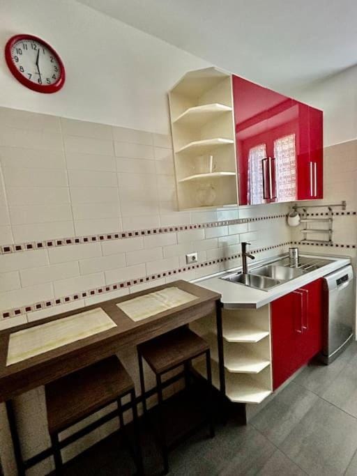 Angel House - balcony and view Apartment in Rome